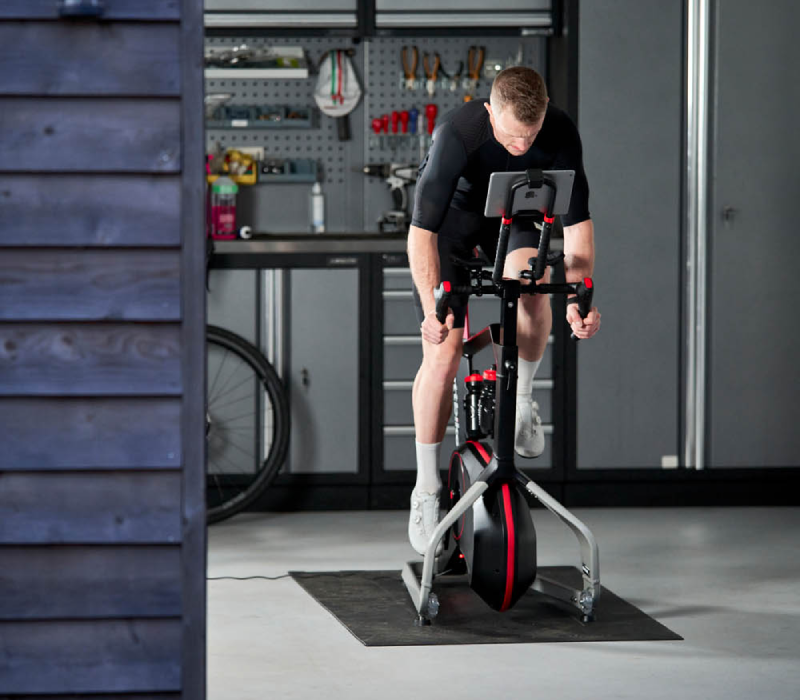 Winter indoor cheap cycling training programs